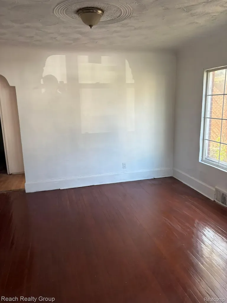 15031 Freeland Street Detroit City MI 48227