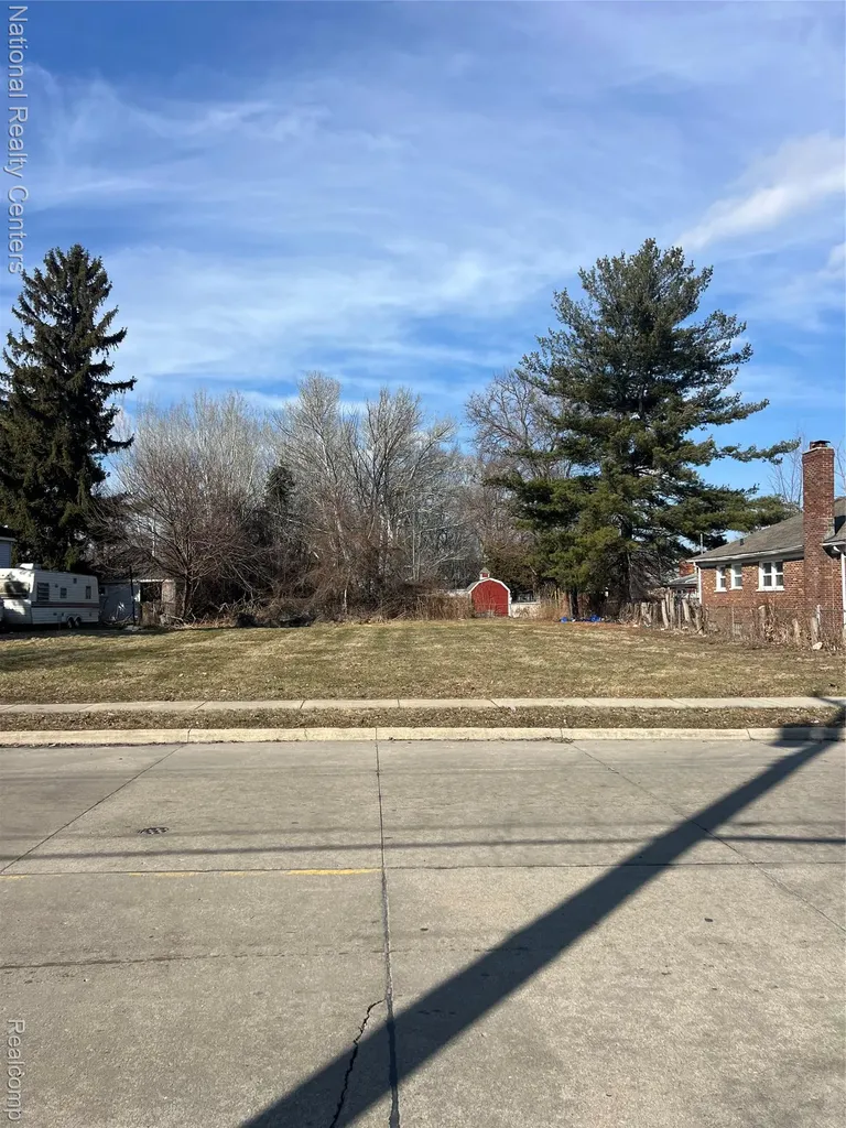 15003 Toepfer Drive Eastpointe City MI 48021