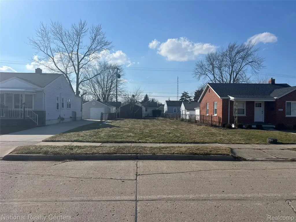 26441 Belanger Street Roseville City MI 48066