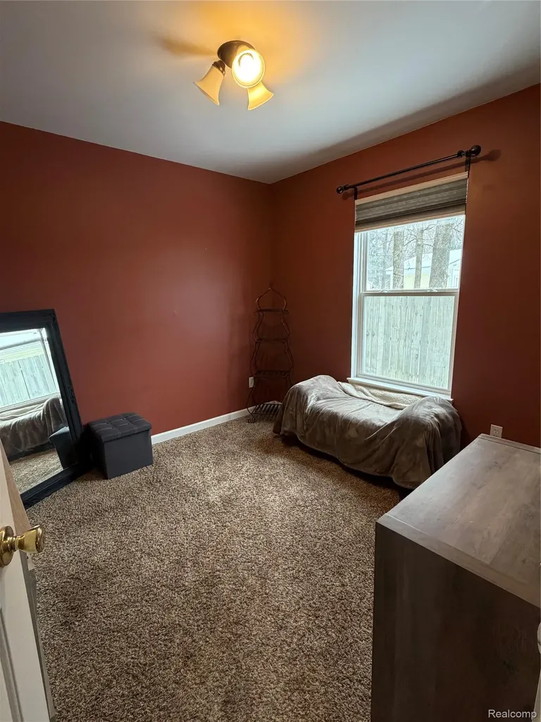 8645 Country Club Drive Hamburg Township MI 48169