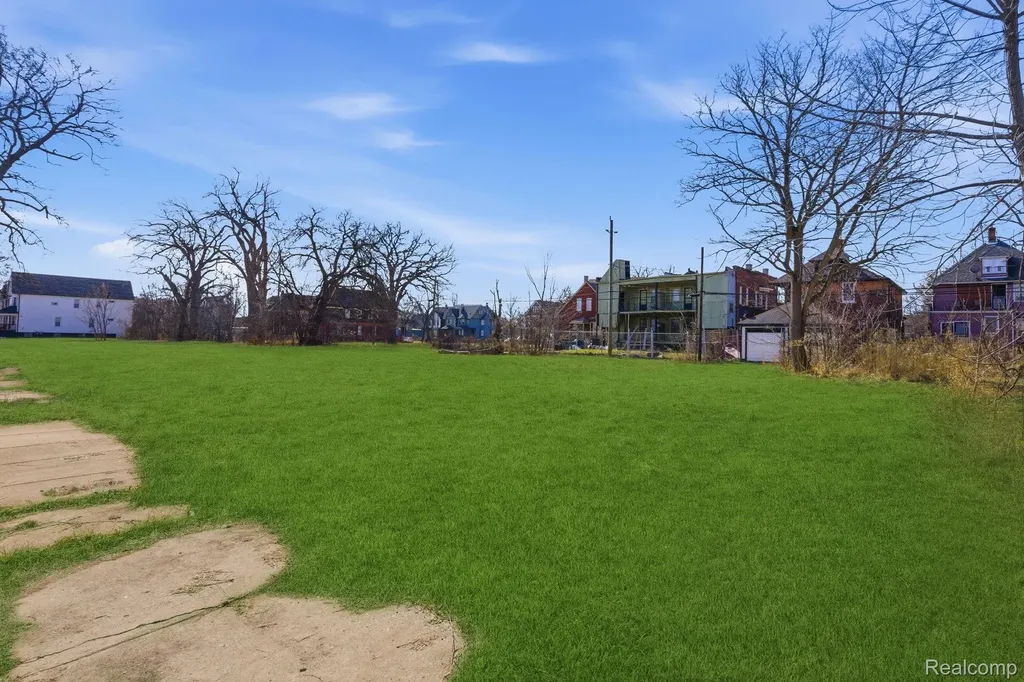 2167 Townsend Street Detroit City MI 48214