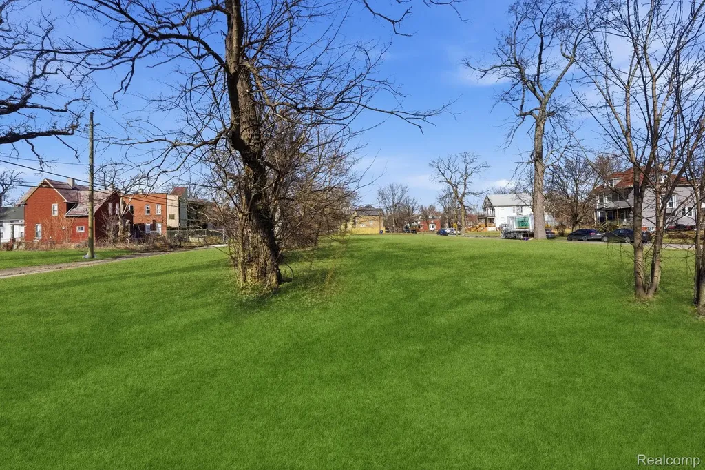 2167 Townsend Street Detroit City MI 48214