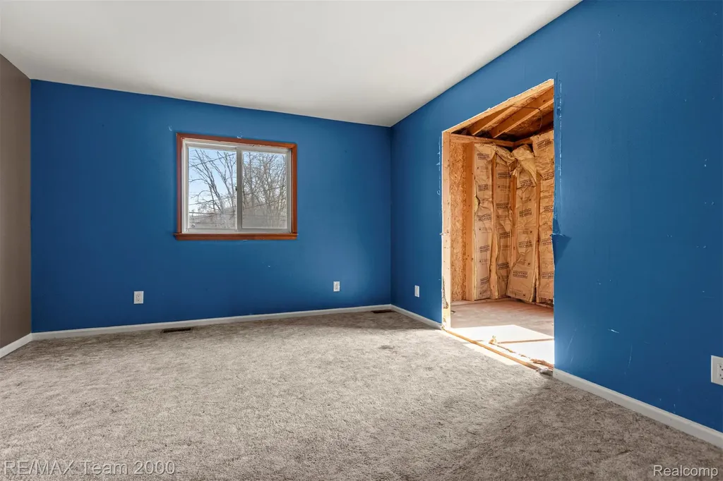 9267 Glenis Street Taylor City MI 48180