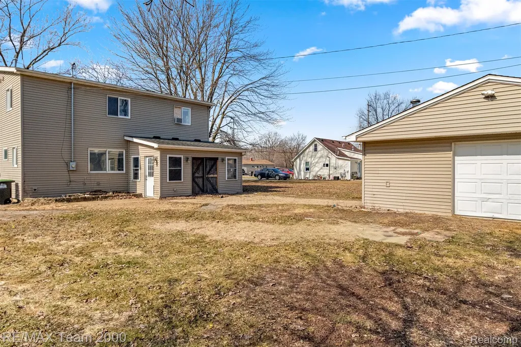 9267 Glenis Street Taylor City MI 48180