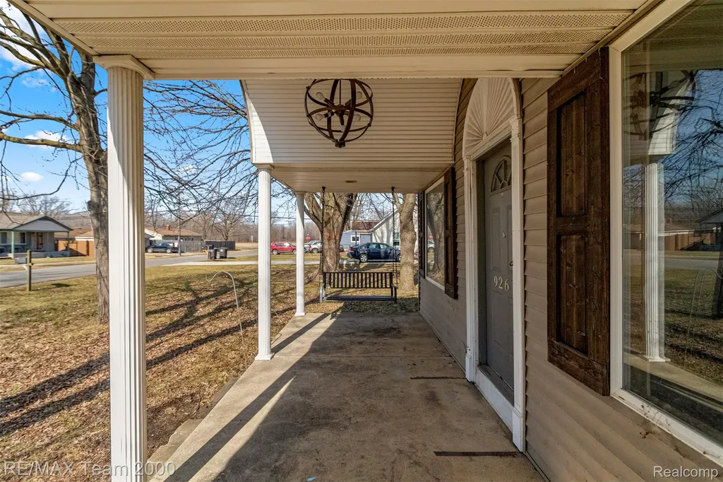 9267 Glenis Street Taylor City MI 48180