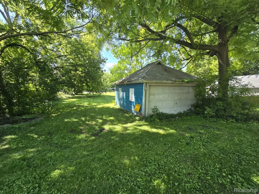 2400 Stone Street Port Huron City MI 48060