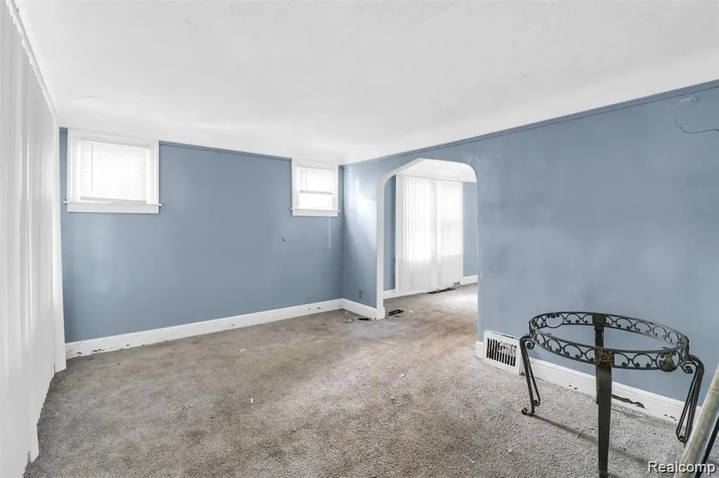 15354 Stansbury Street Detroit City MI 48227