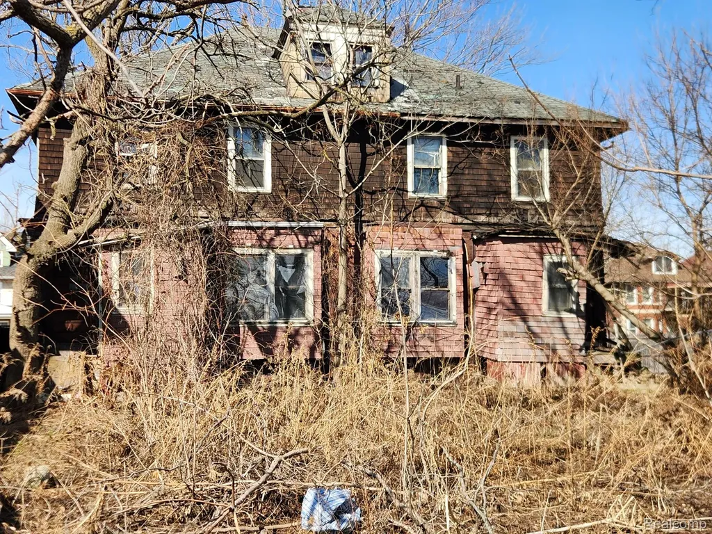 284 E Philadelphia Street Detroit City MI 48202