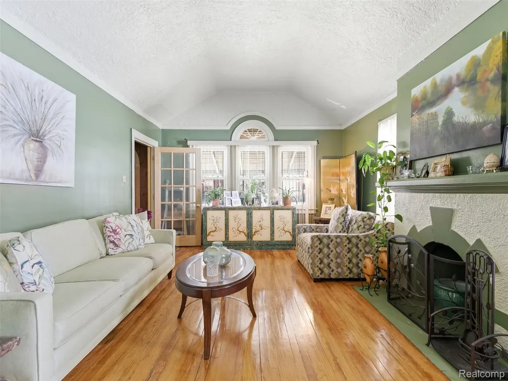 12684 Birwood Street Detroit City MI 48238