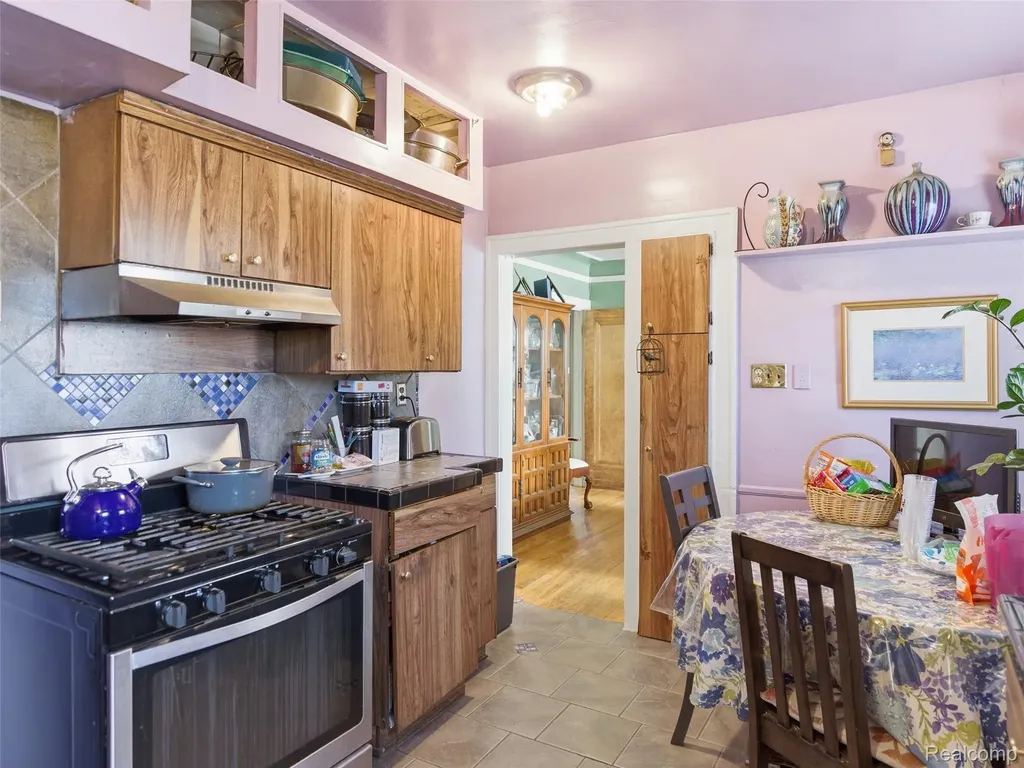 12684 Birwood Street Detroit City MI 48238
