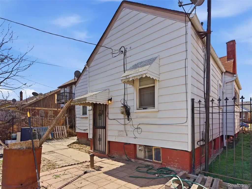 12684 Birwood Street Detroit City MI 48238