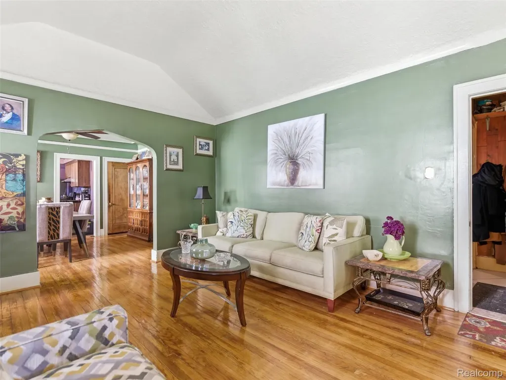 12684 Birwood Street Detroit City MI 48238