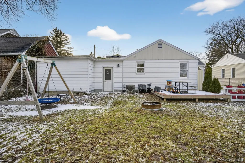 3066 Schaefer Street Carrollton Township MI 48604