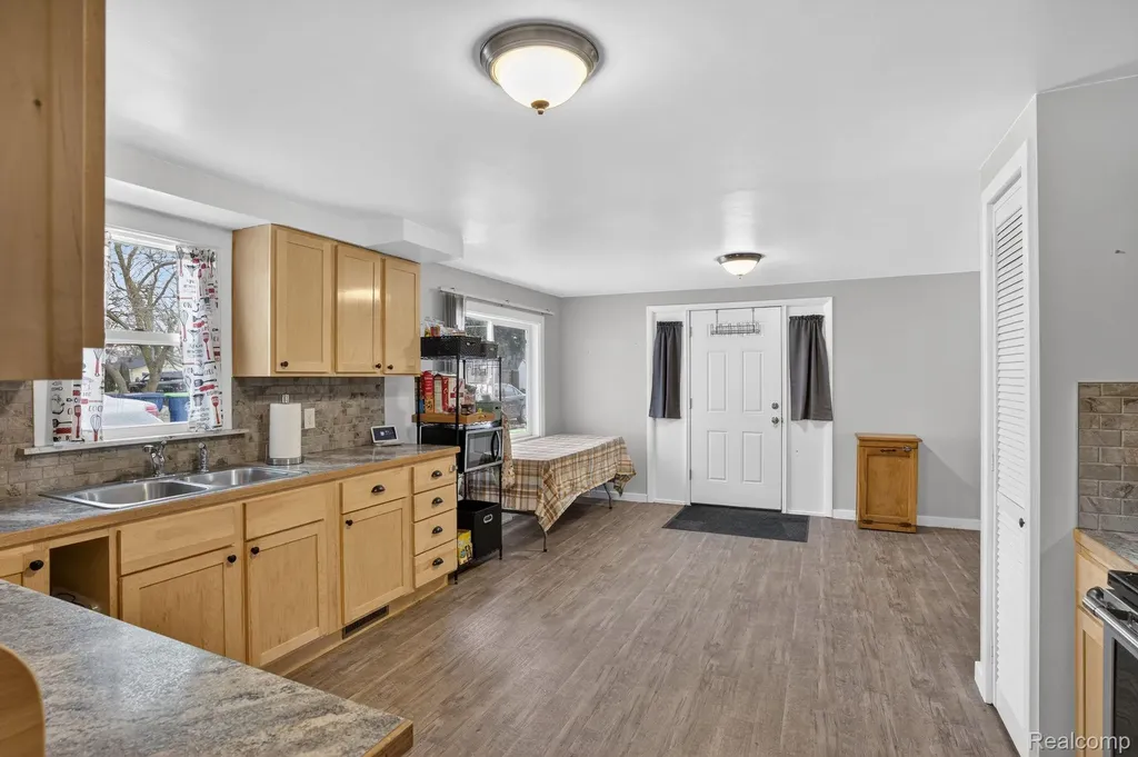 3066 Schaefer Street Carrollton Township MI 48604