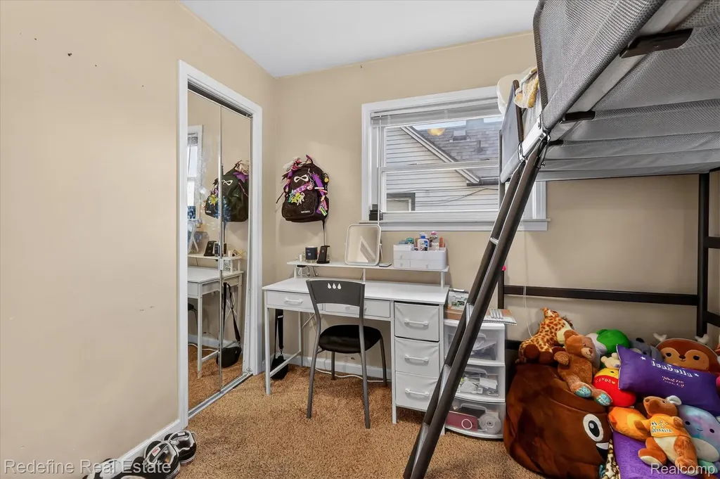 1517 Lillian Street Westland City MI 48186