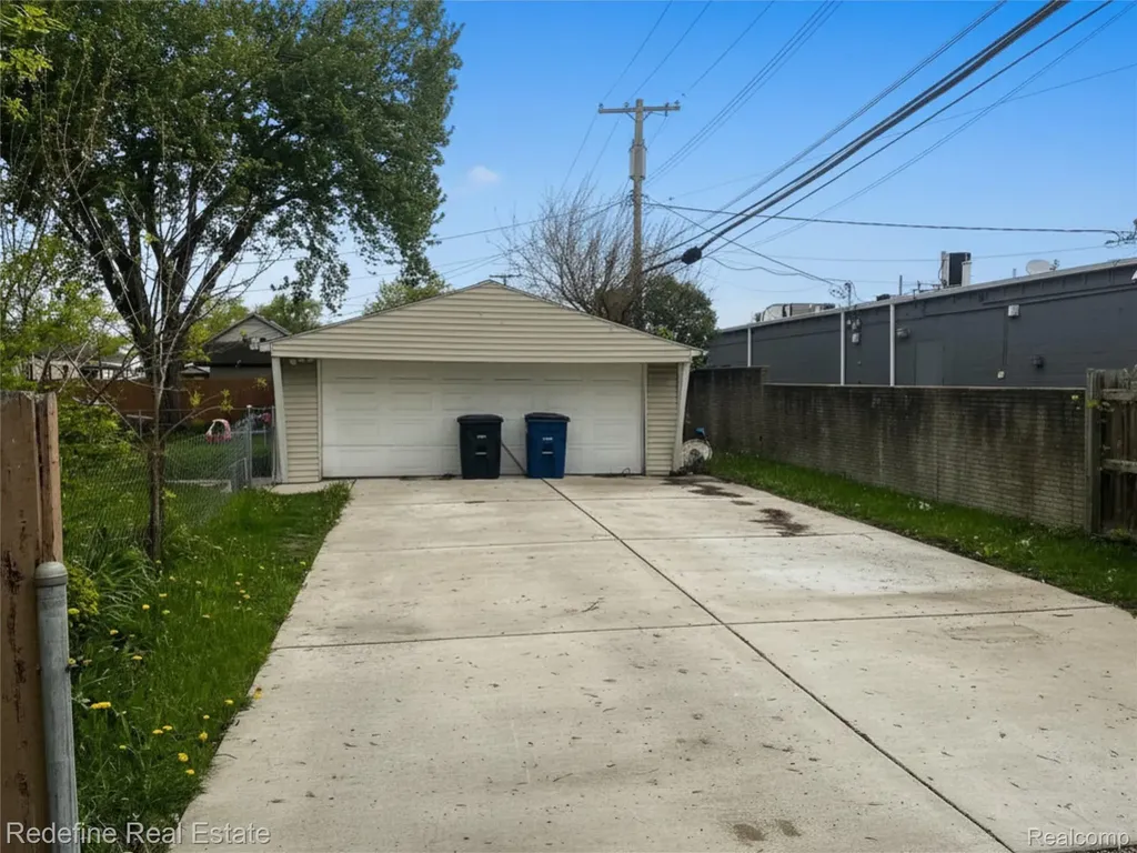 1517 Lillian Street Westland City MI 48186