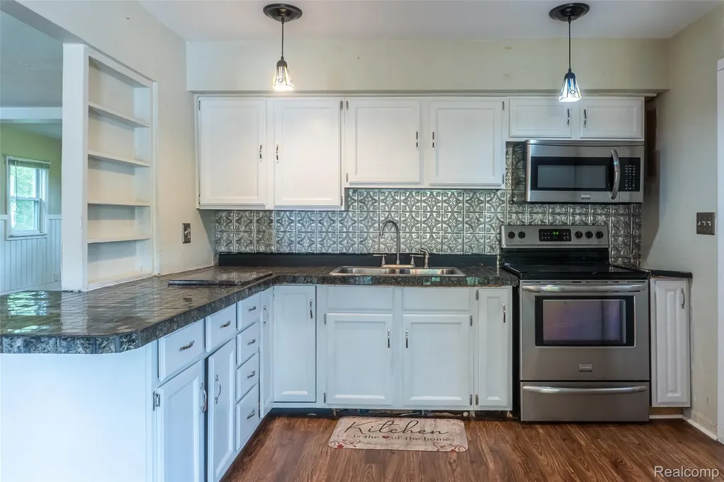 11388 Sunset Boulevard Putnam Township MI 48169