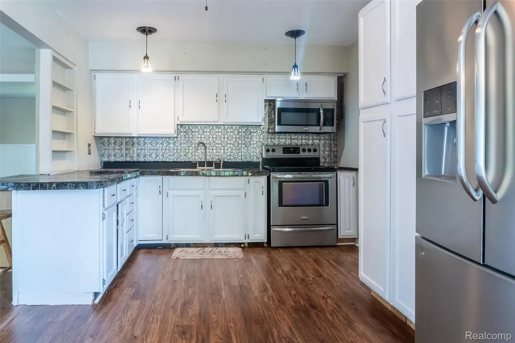 11388 Sunset Boulevard Putnam Township MI 48169