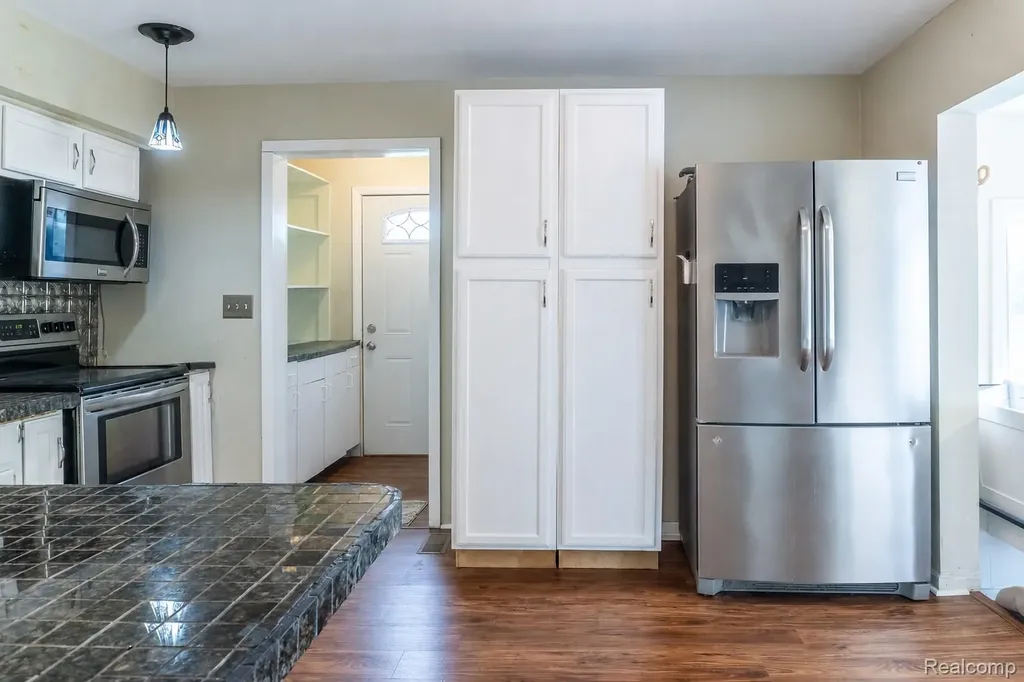 11388 Sunset Boulevard Putnam Township MI 48169