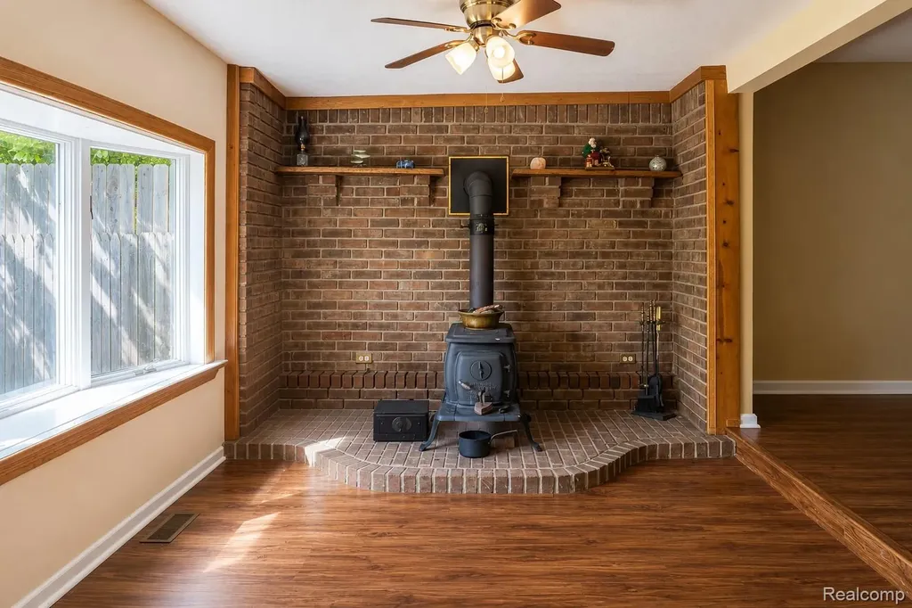11388 Sunset Boulevard Putnam Township MI 48169