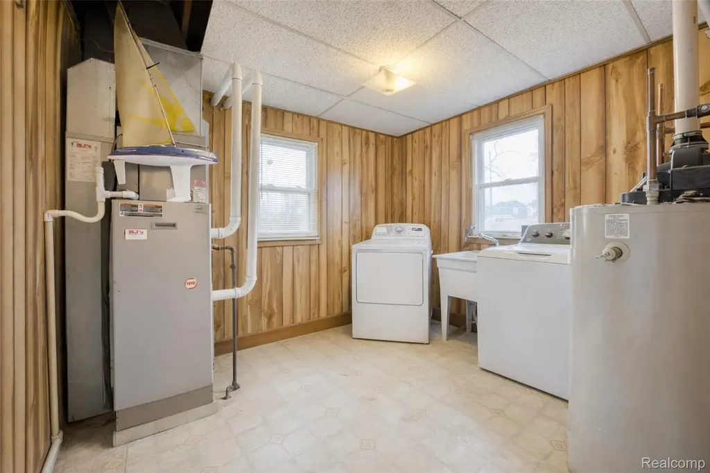 11388 Sunset Boulevard Putnam Township MI 48169