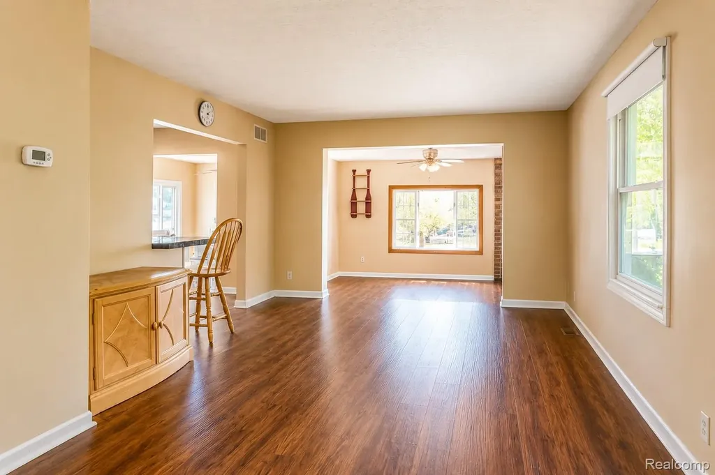 11388 Sunset Boulevard Putnam Township MI 48169