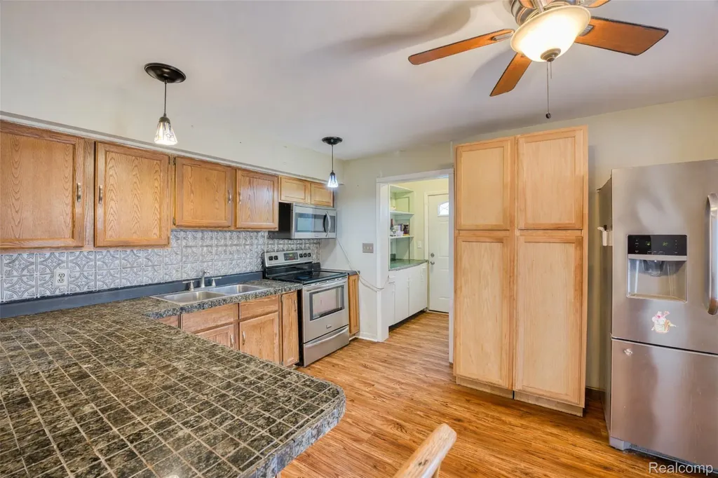 11388 Sunset Boulevard Putnam Township MI 48169