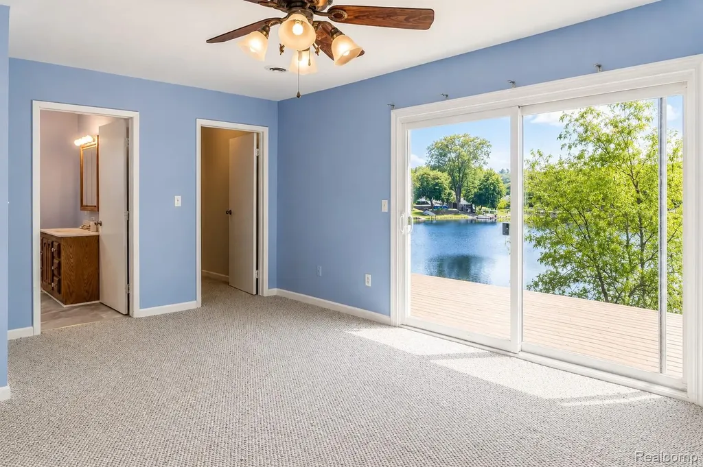 11388 Sunset Boulevard Putnam Township MI 48169