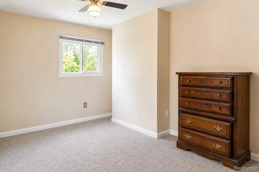 11388 Sunset Boulevard Putnam Township MI 48169