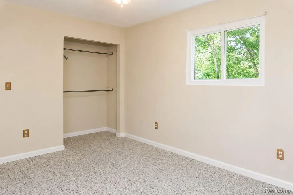 11388 Sunset Boulevard Putnam Township MI 48169