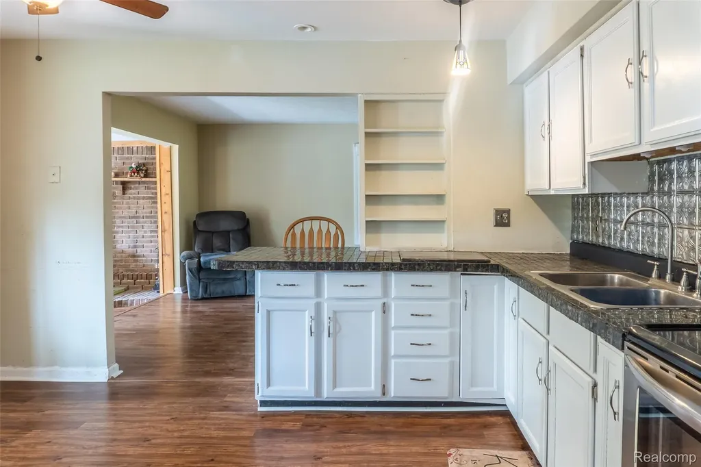 11388 Sunset Boulevard Putnam Township MI 48169