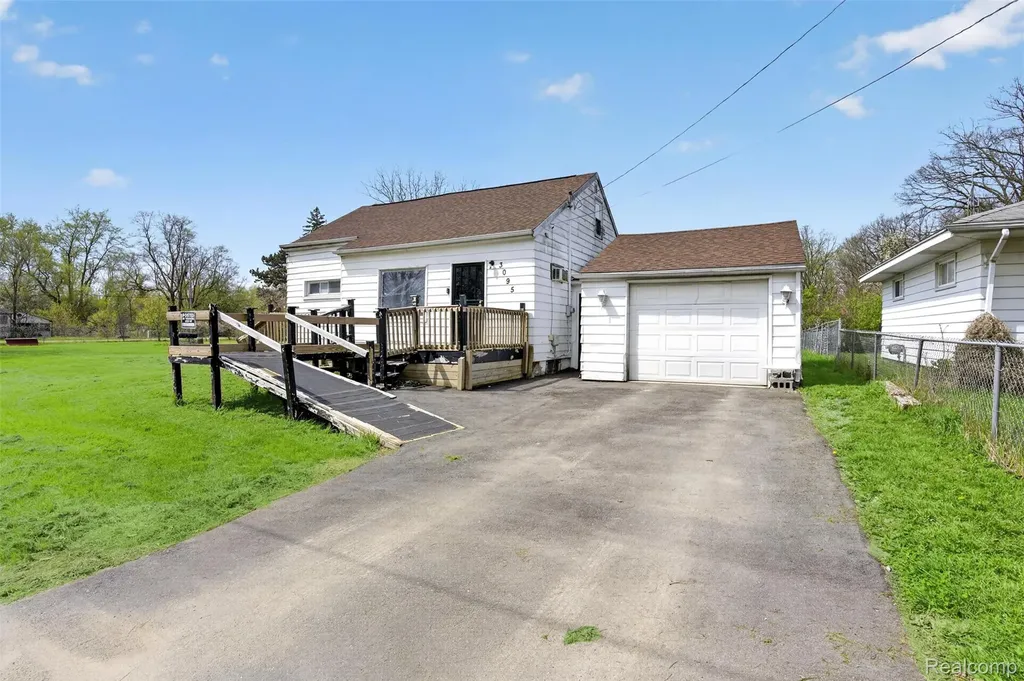 3095 Maywood Drive Mt. Morris Township MI 48504