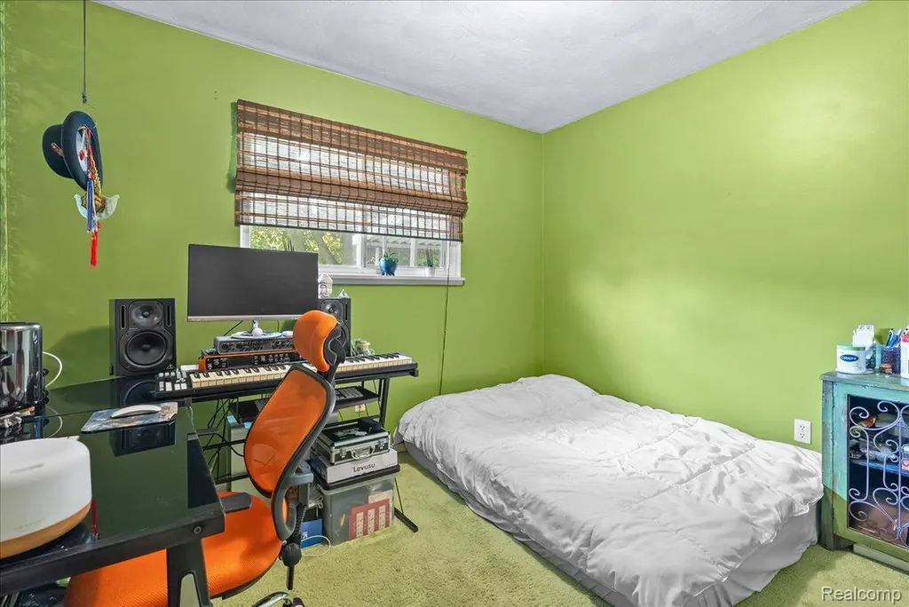 6422 Lerner Way Lansing City MI 48911