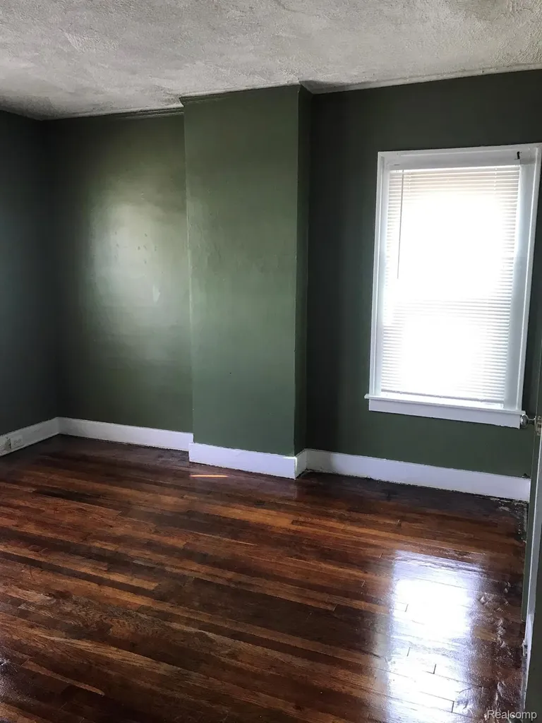 7137 Tuxedo Street Detroit City MI 48204