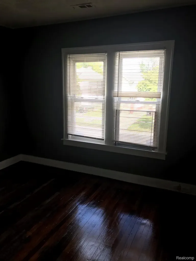 7137 Tuxedo Street Detroit City MI 48204