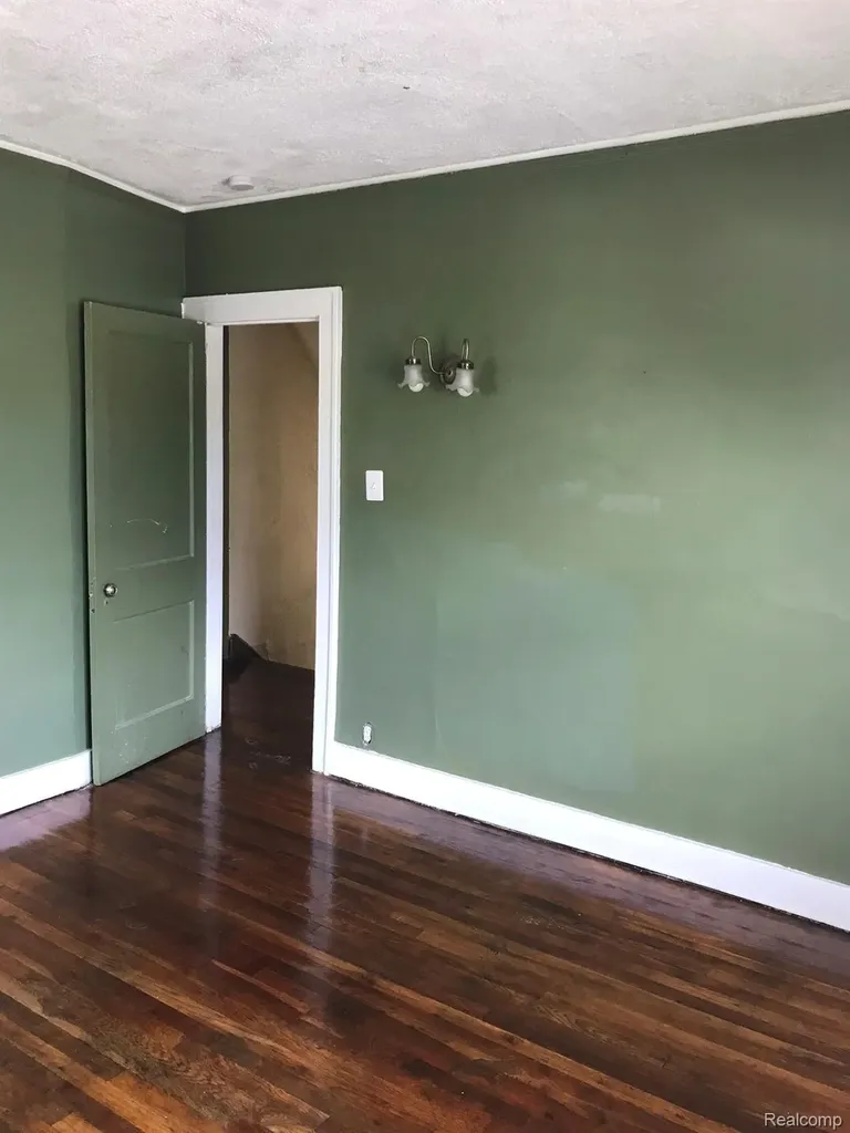 7137 Tuxedo Street Detroit City MI 48204
