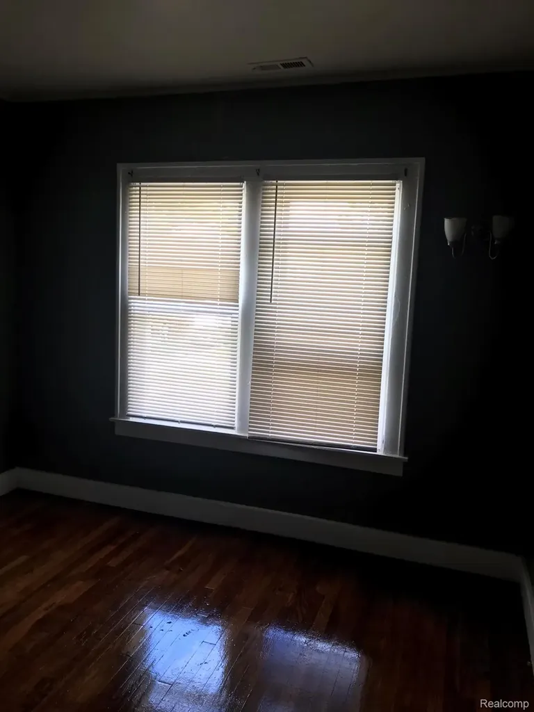7137 Tuxedo Street Detroit City MI 48204