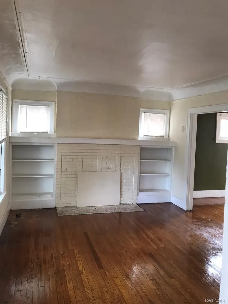 7137 Tuxedo Street Detroit City MI 48204