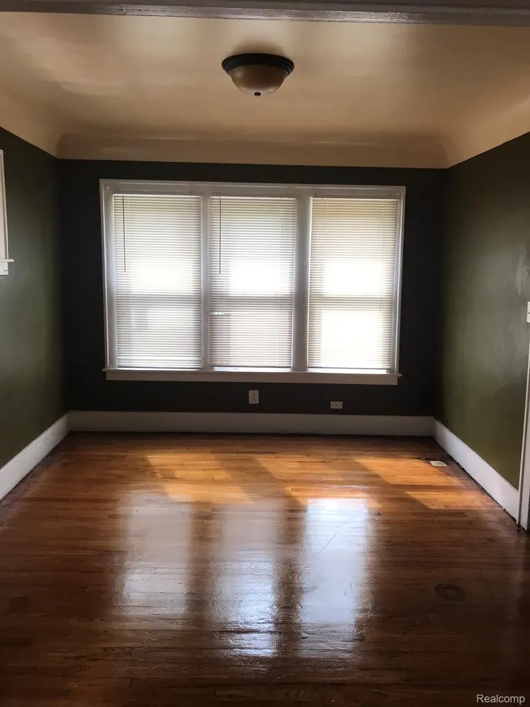 7137 Tuxedo Street Detroit City MI 48204