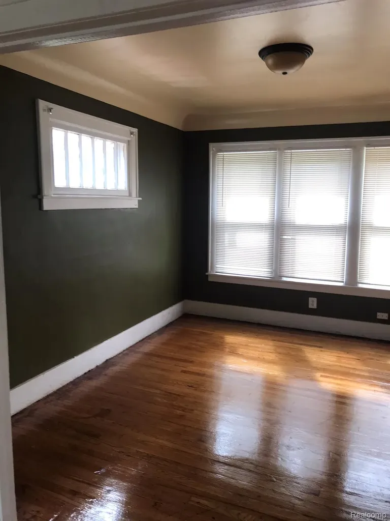 7137 Tuxedo Street Detroit City MI 48204