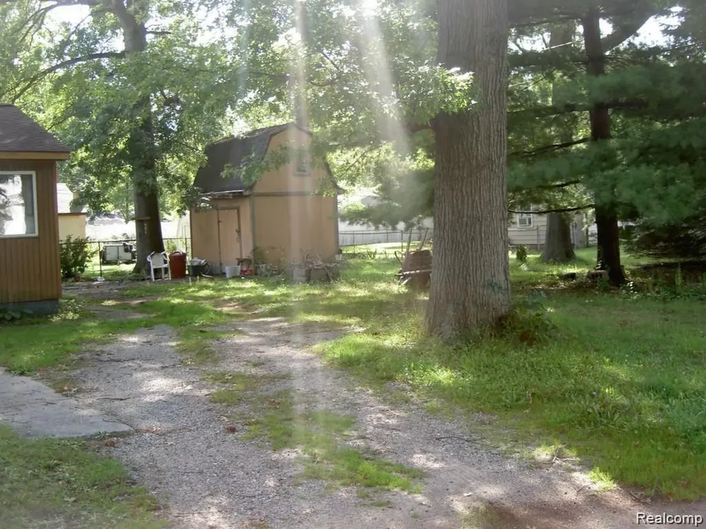 36617 Herman Street Romulus City MI 48174