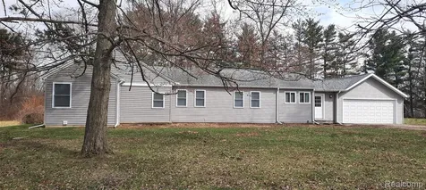 15087 N Holly Road Holly Village MI 48442