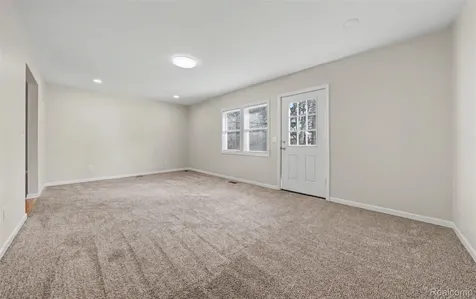 15087 N Holly Road Holly Village MI 48442
