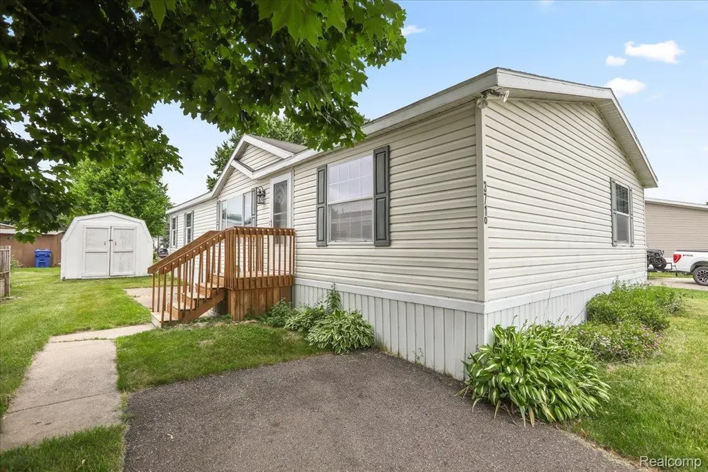 3710 Elm Court Brandon Charter Township MI 48348