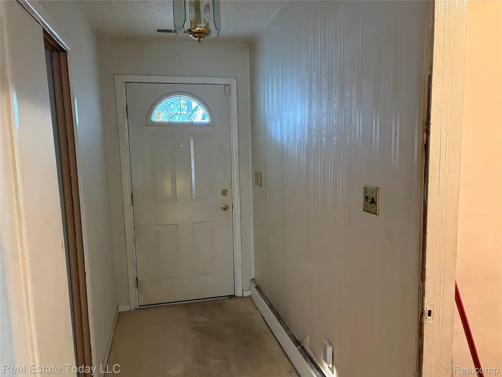 18319 Mcintyre Street Detroit City MI 48219