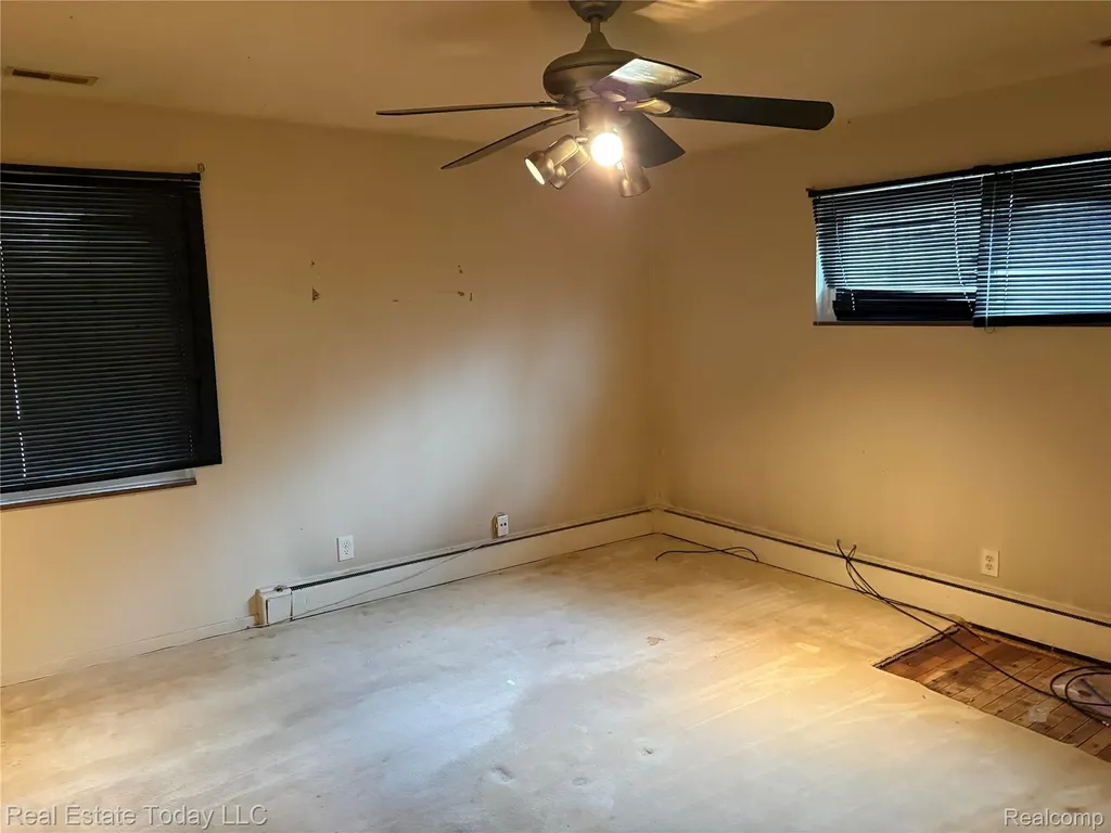 18319 Mcintyre Street Detroit City MI 48219