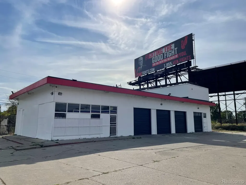 13040 Harper Avenue Detroit City MI 48213