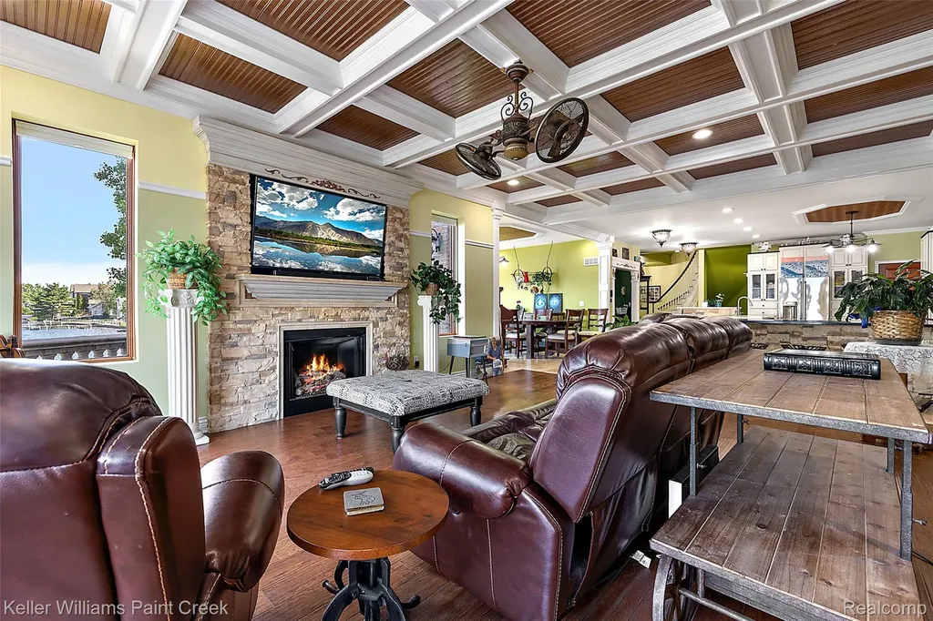 328 S Broadway Street Lake Orion Village MI 48362