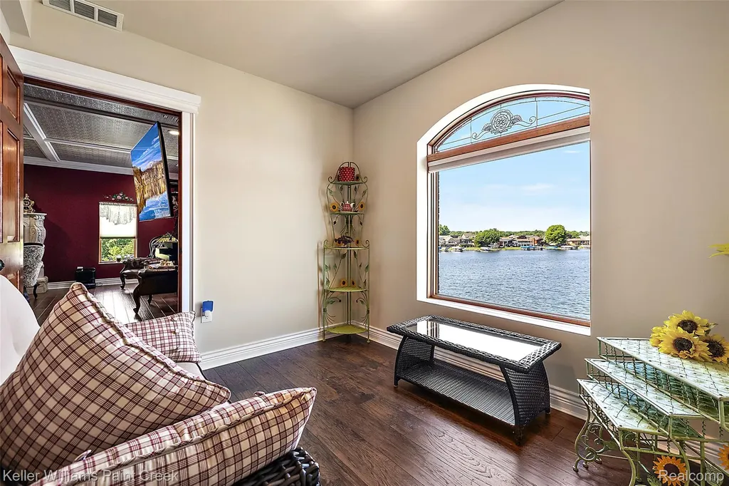 328 S Broadway Street Lake Orion Village MI 48362