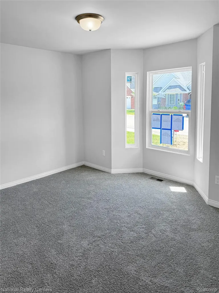 317 (immediate Occupancy) Devonshire Drive Lapeer City MI 48446